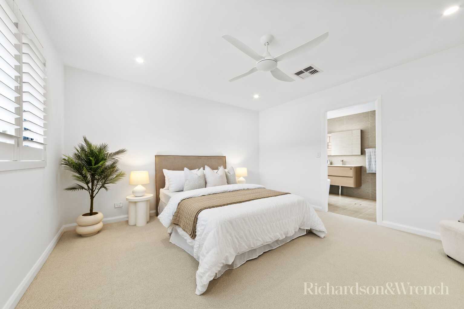 2&5/48-50 Gallipoli Avenue Blackwall