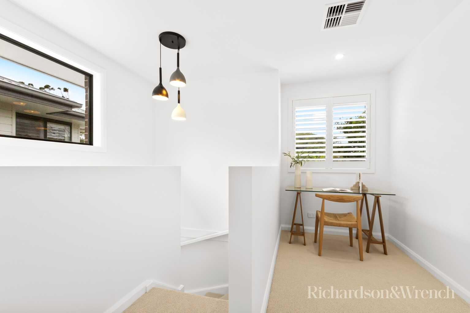 2&5/48-50 Gallipoli Avenue Blackwall