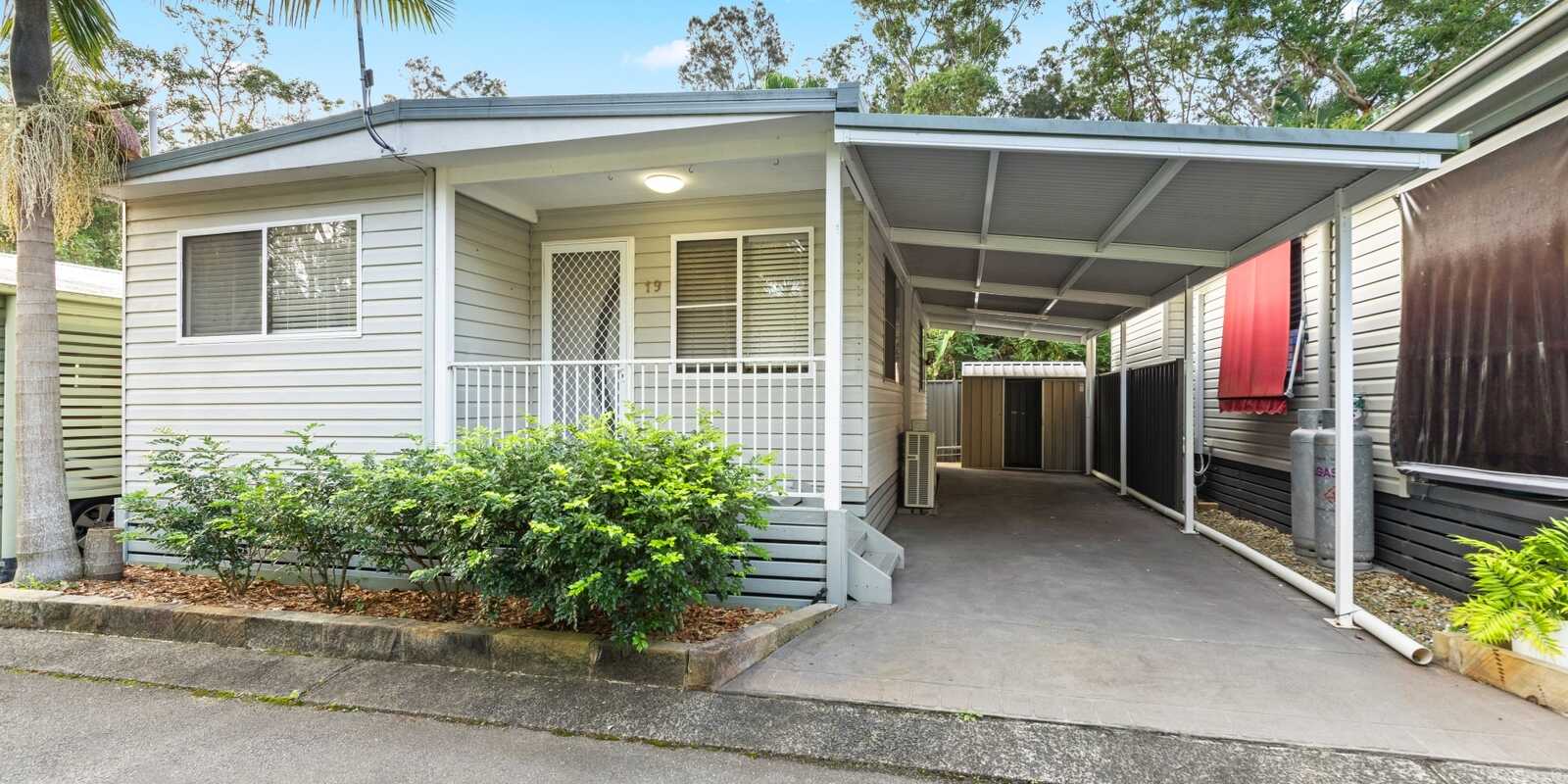 19/437 Wards Hill Road Empire Bay