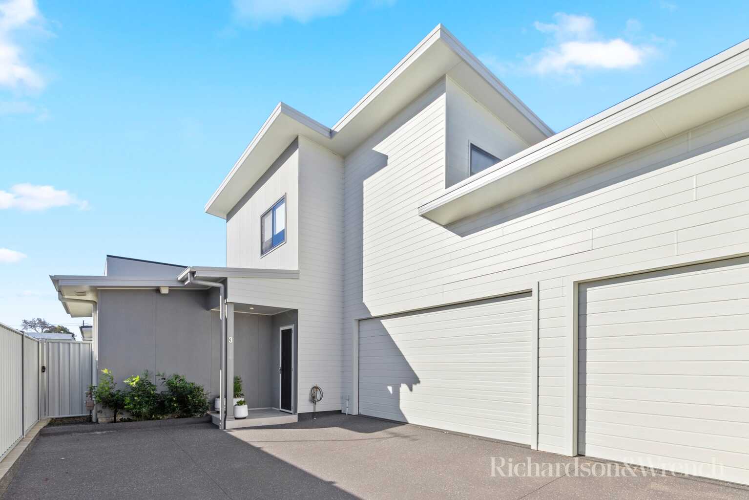 3/21 Warrah Street Ettalong Beach