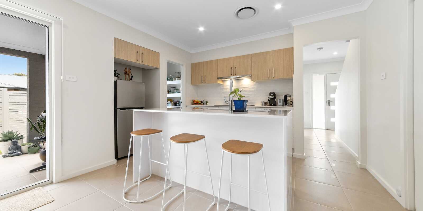 1/139 Barrenjoey Road Ettalong Beach