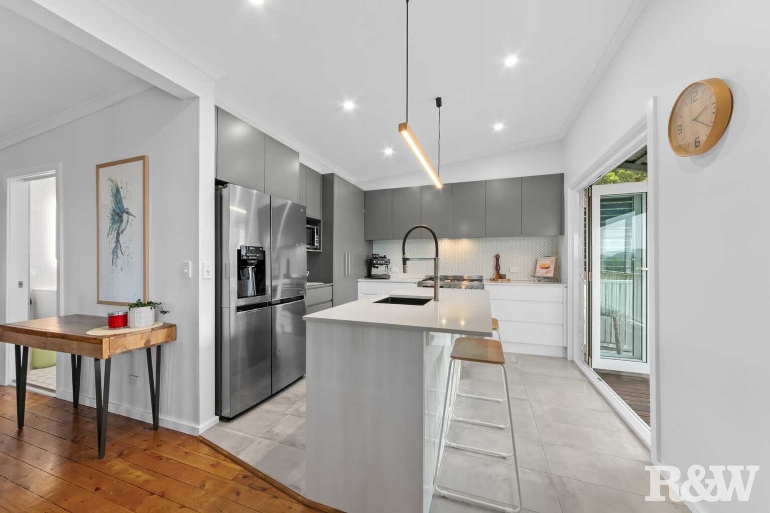 208 Veron Road Umina Beach 208 Veron Road Umina Beach