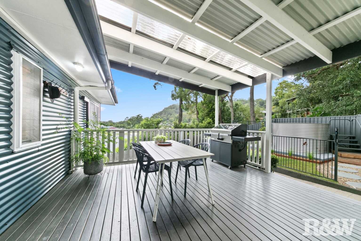 208 Veron Road Umina Beach 208 Veron Road Umina Beach