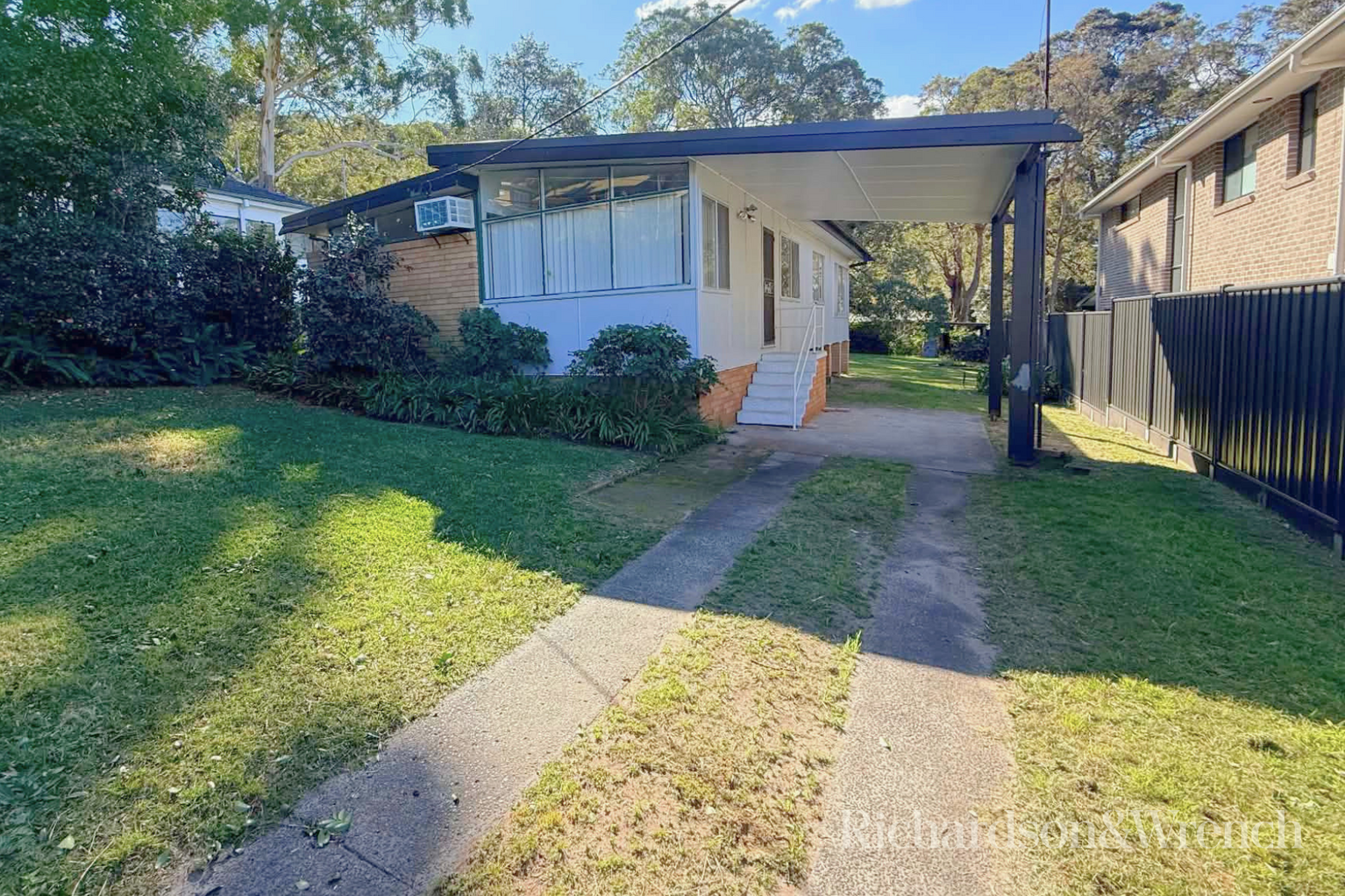 27 Takari Avenue Point Clare 27 Takari Avenue Point Clare