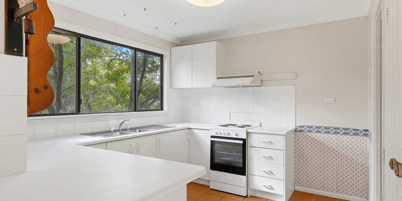 19 Sublime Point Avenue Tascott 19 Sublime Point Avenue Tascott