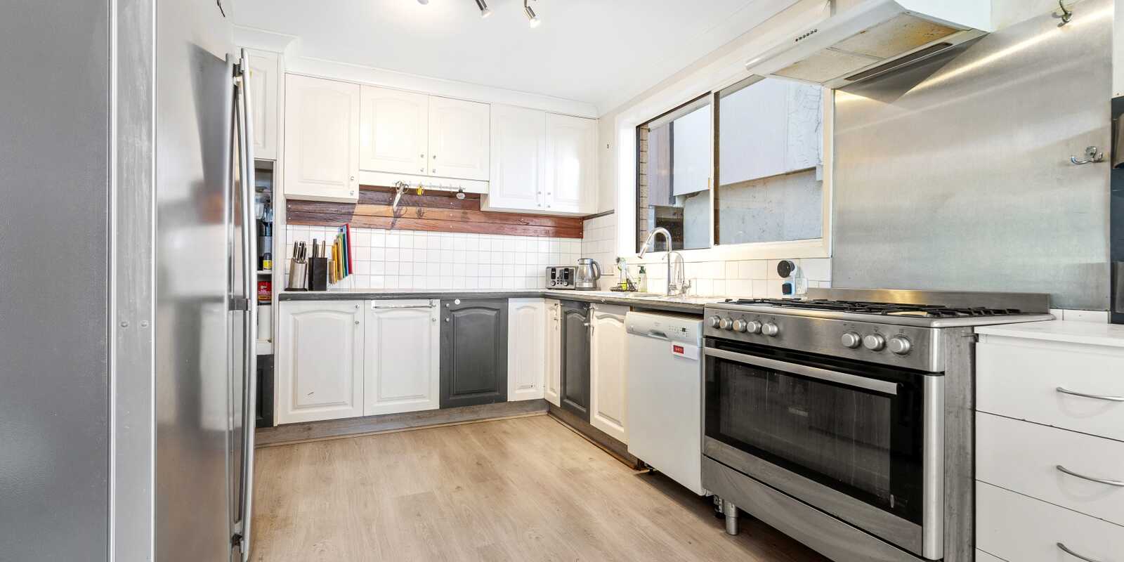 33 Sylvania Road Umina Beach 33 Sylvania Road Umina Beach