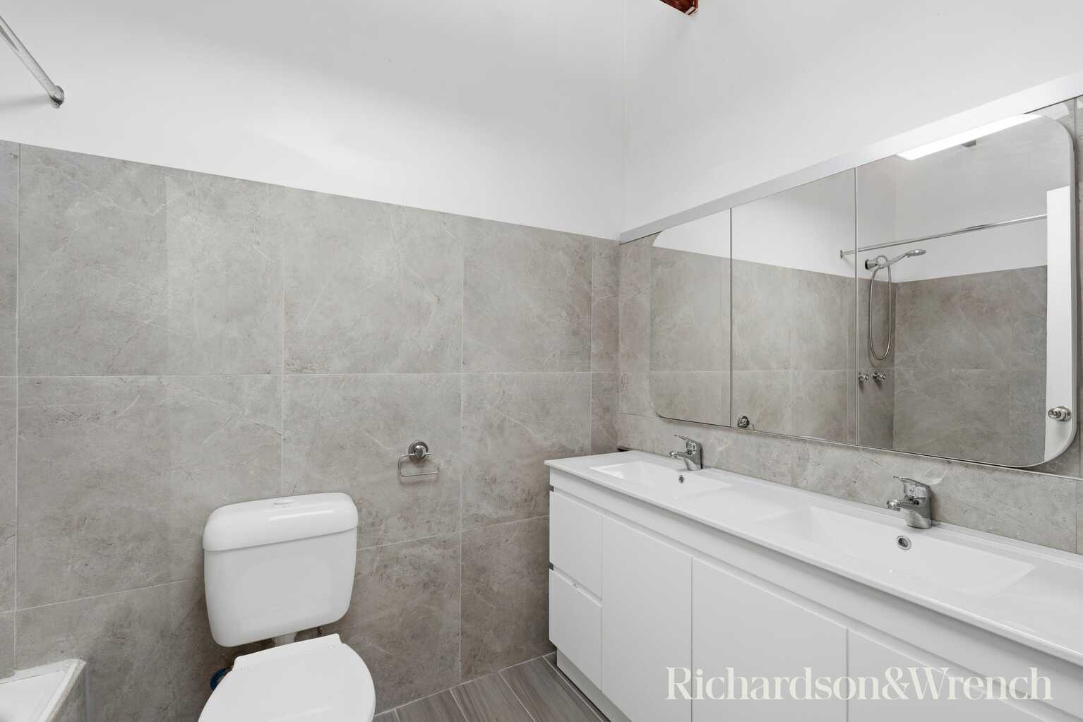 22 Jindalee Avenue Point Clare 22 Jindalee Avenue Point Clare