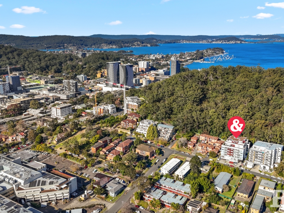35/77 Faunce Street West Gosford