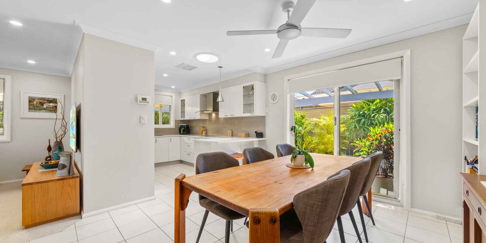 8 Telopea Street Booker Bay