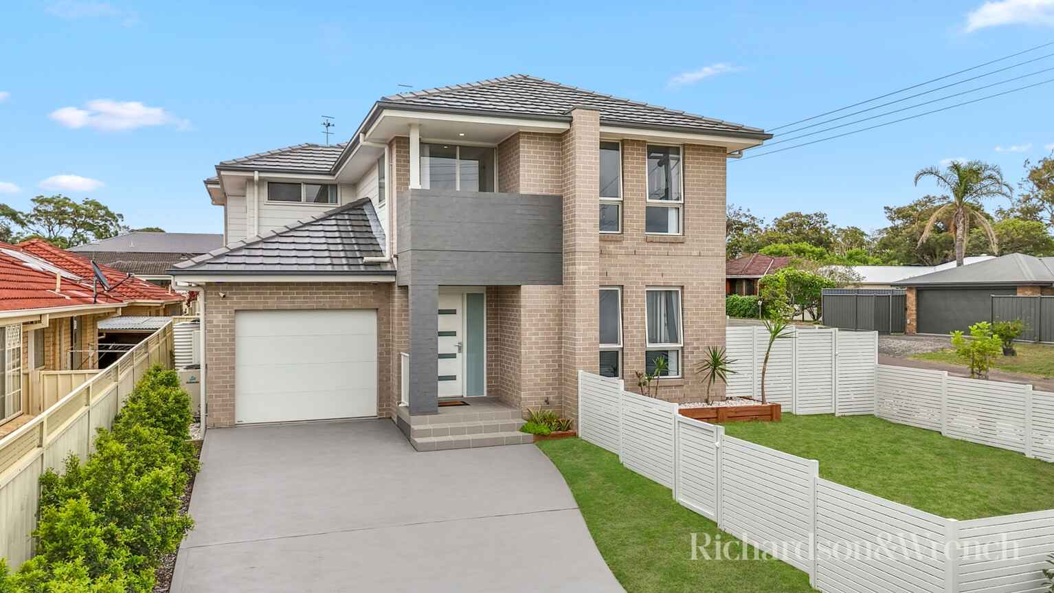 1/139 Barrenjoey Road Ettalong Beach