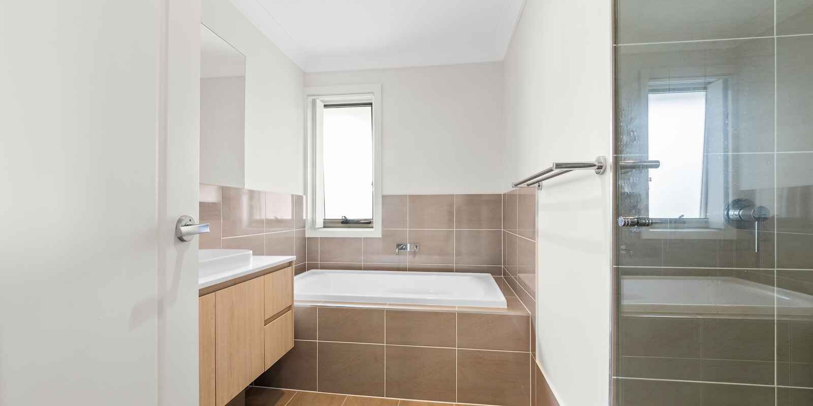 1/139 Barrenjoey Road Ettalong Beach