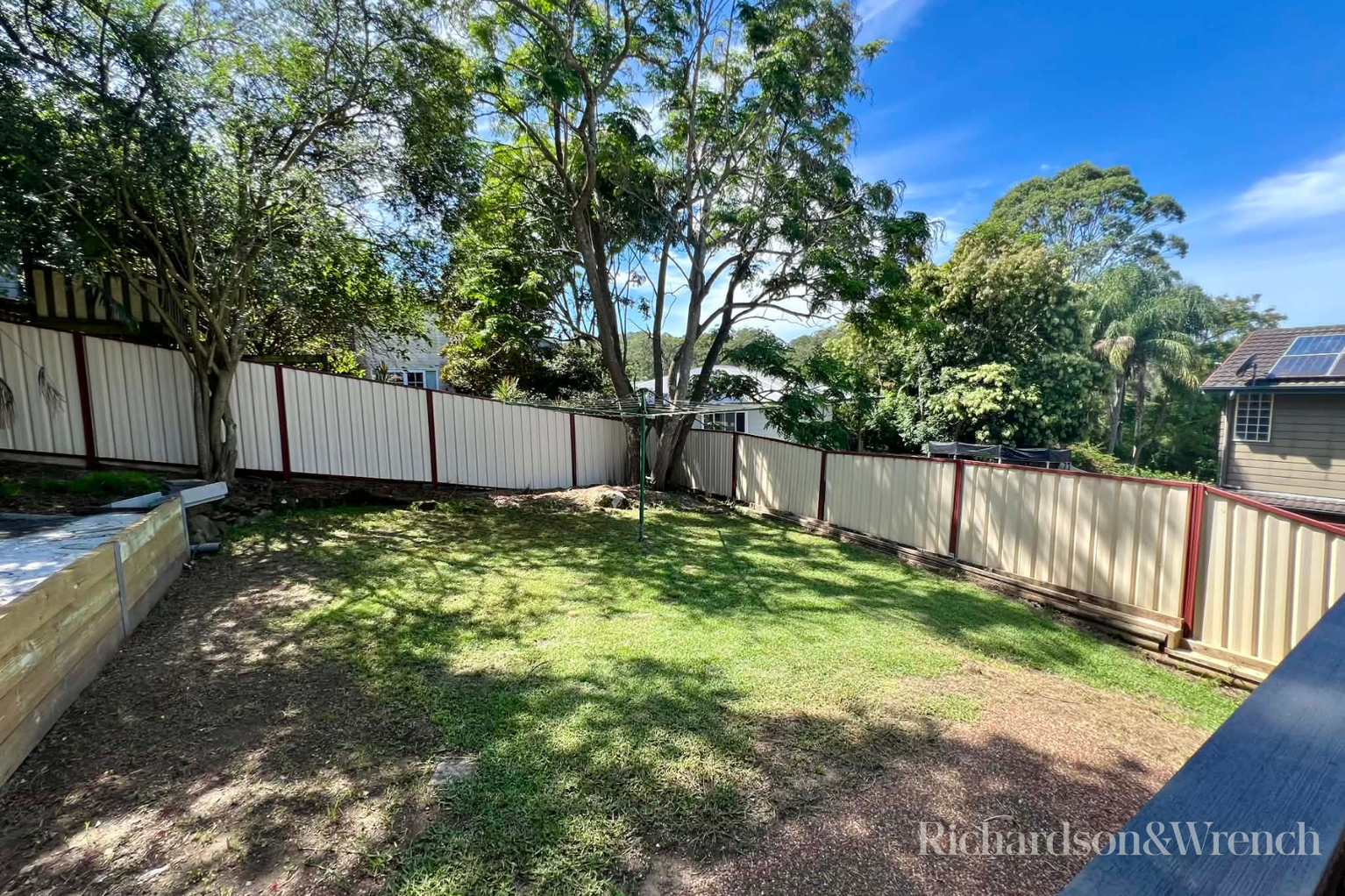 11 Lakala Avenue Springfield