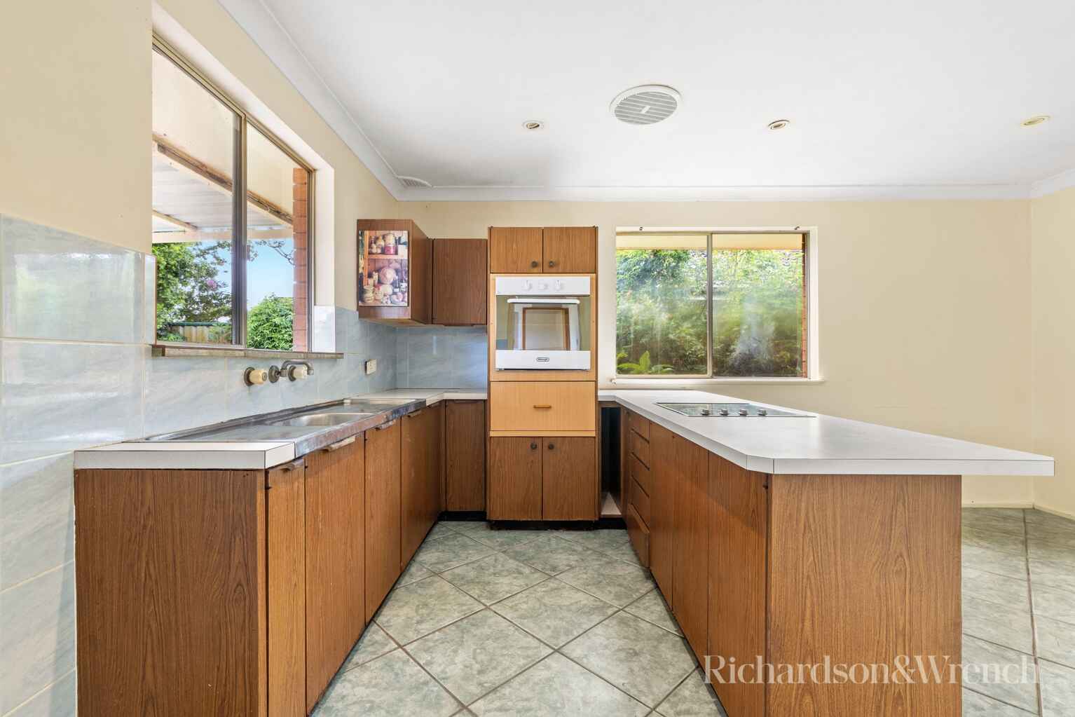 79 MacKenzie Avenue Woy Woy