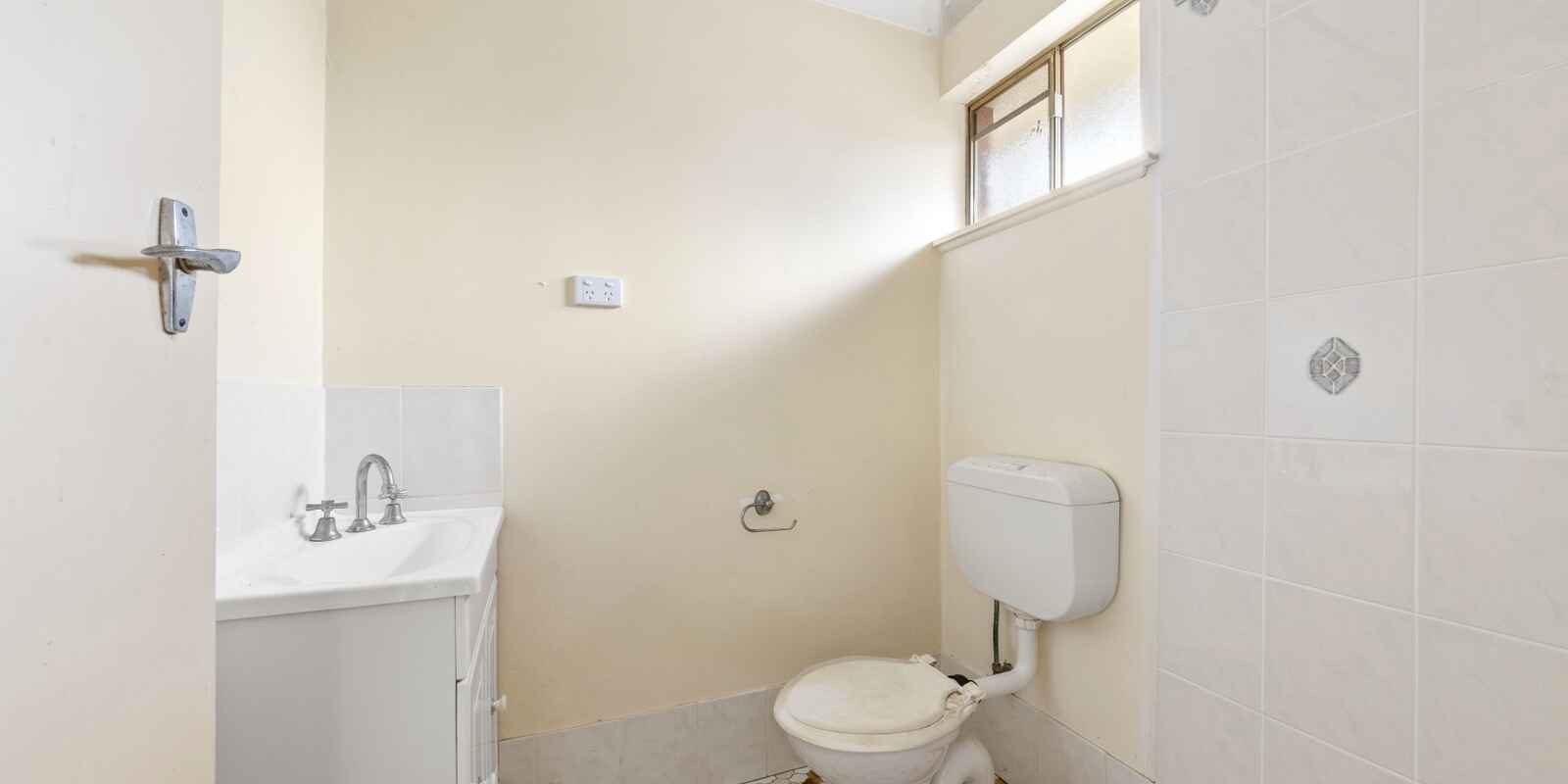 79 MacKenzie Avenue Woy Woy