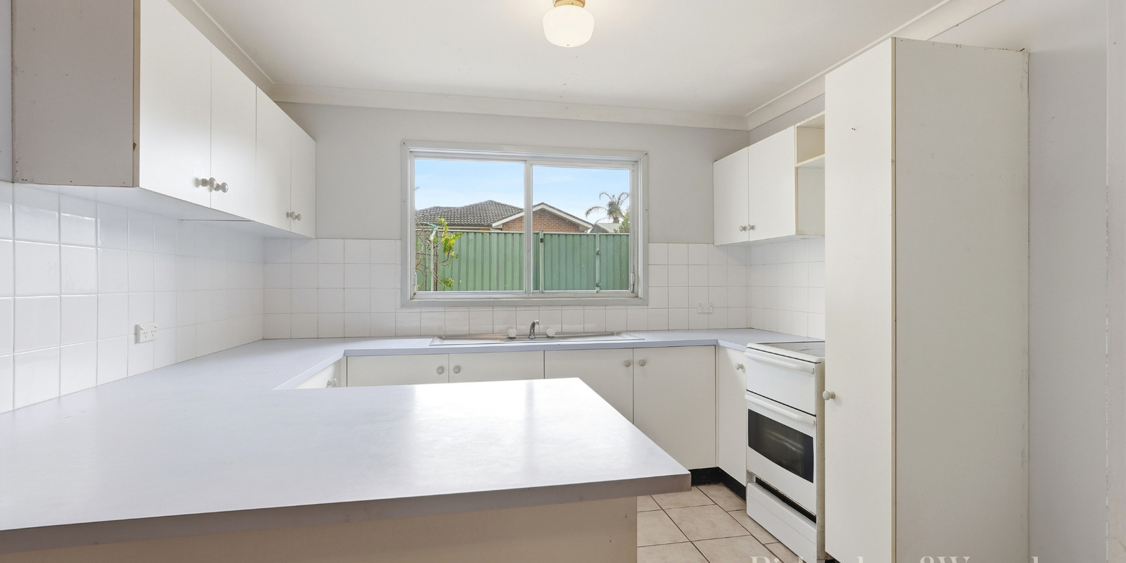 2/80 Uligandi Street Ettalong Beach