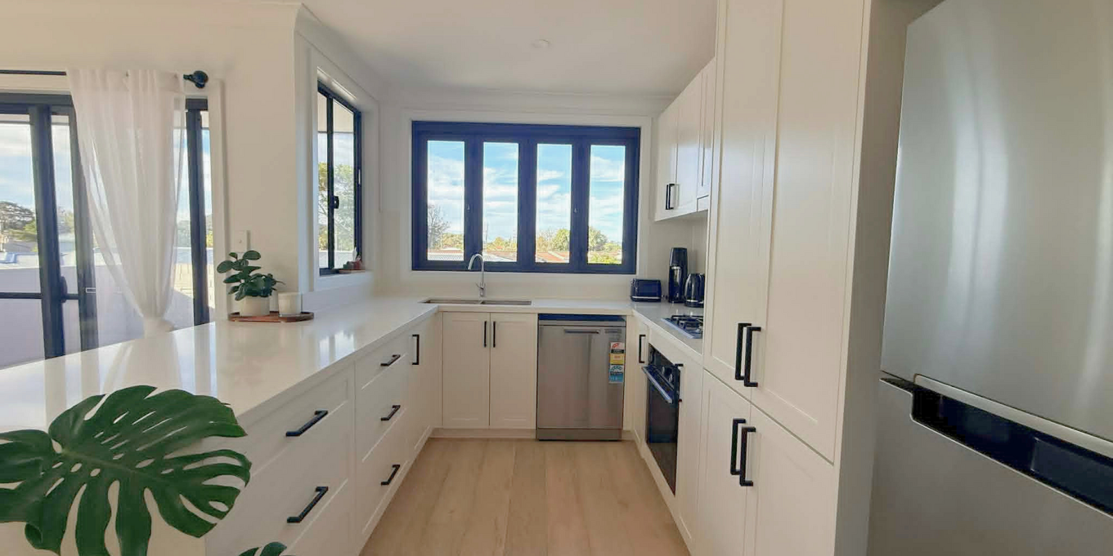 4/11-13 Victoria Road Woy Woy