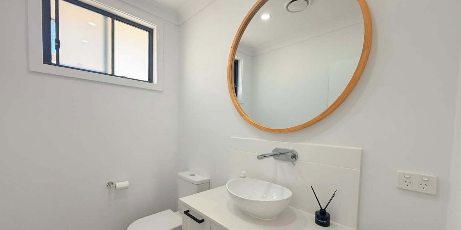 4/11-13 Victoria Road Woy Woy