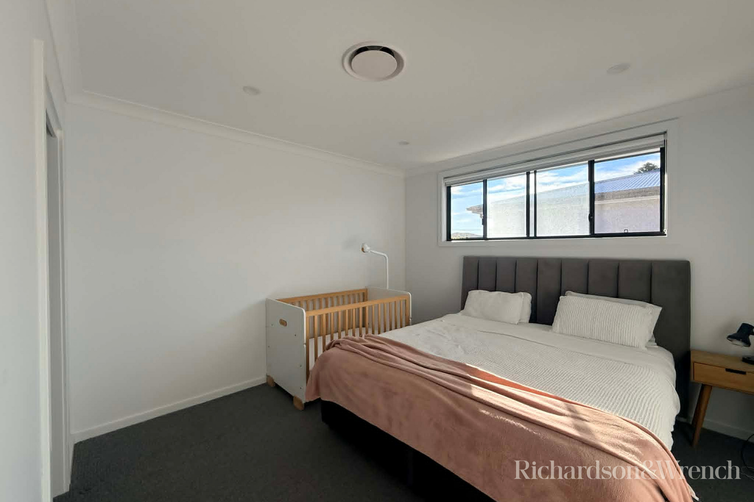 4/11-13 Victoria Road Woy Woy