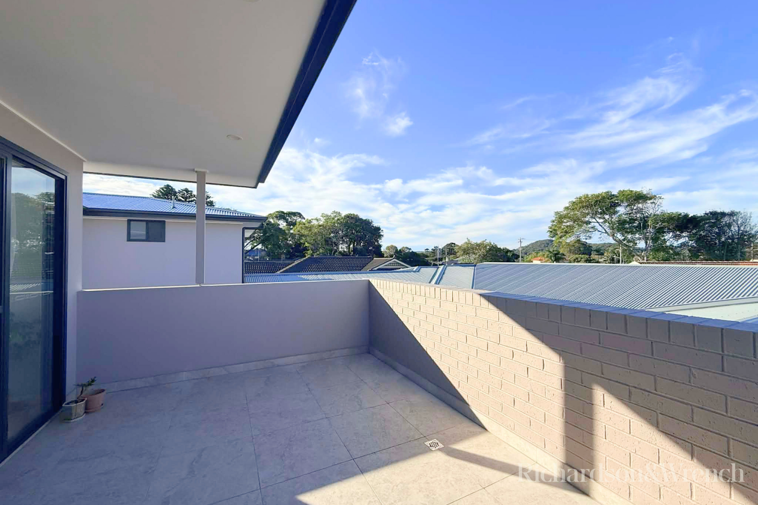 4/11-13 Victoria Road Woy Woy