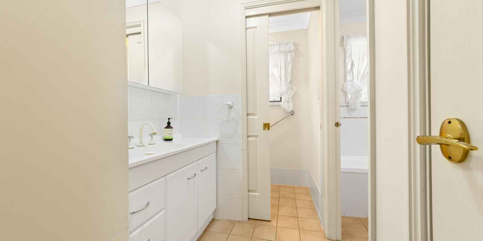 4/67 Ocean Beach Road Woy Woy