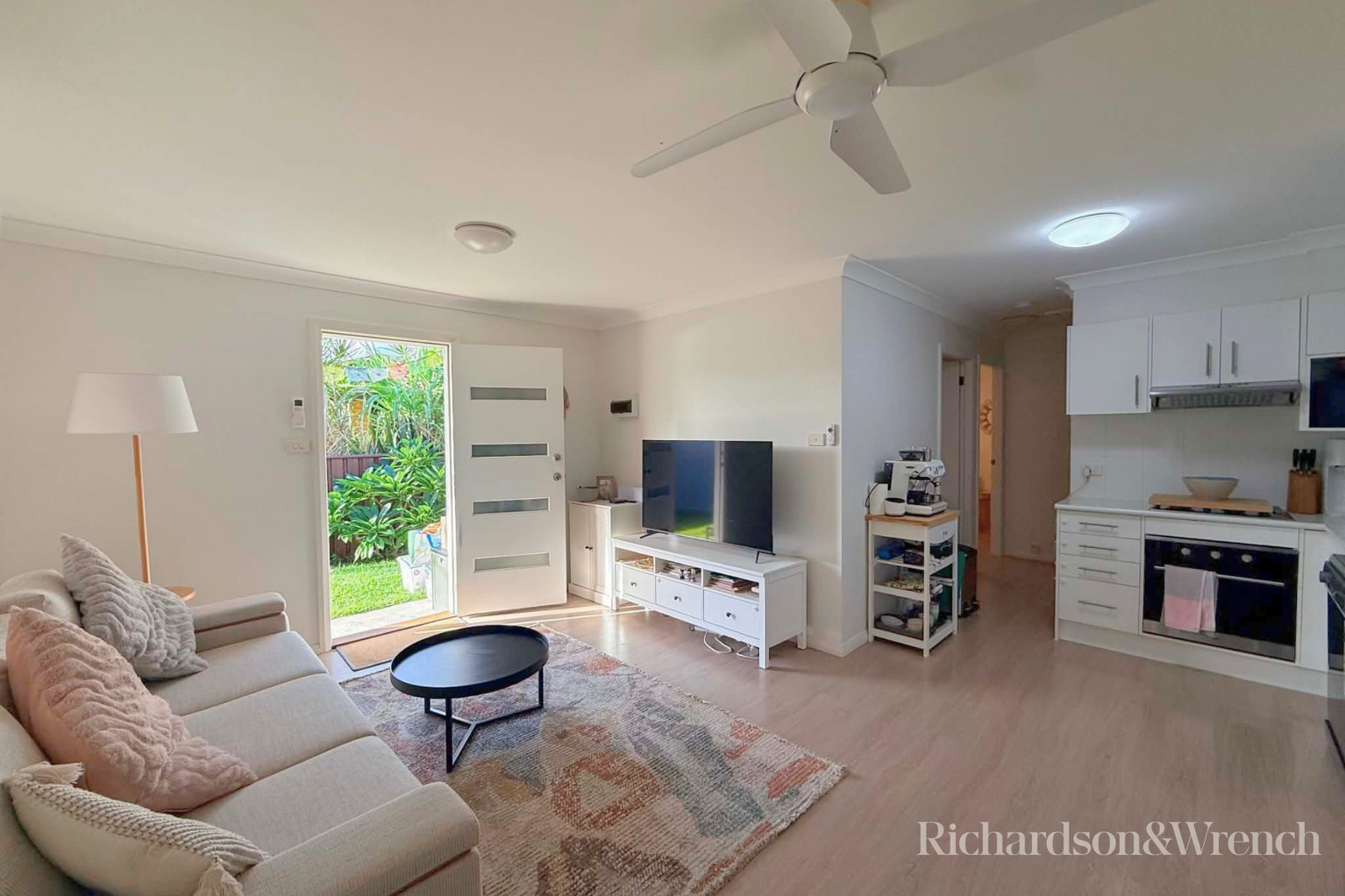 220A Brisbane Water Drive Point Clare