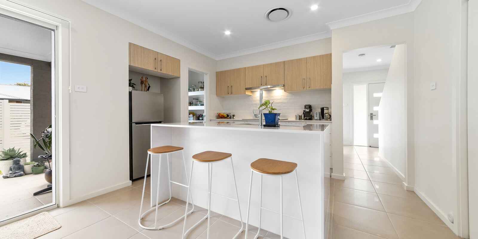 1/139 Barrenjoey Road Ettalong Beach