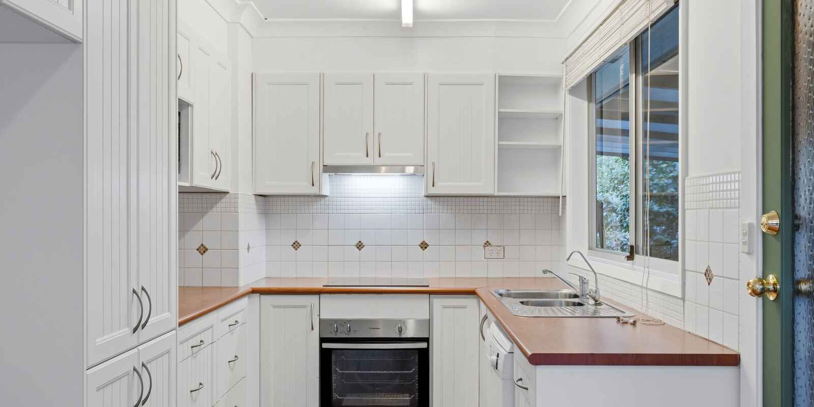 4 Gull Place Tascott