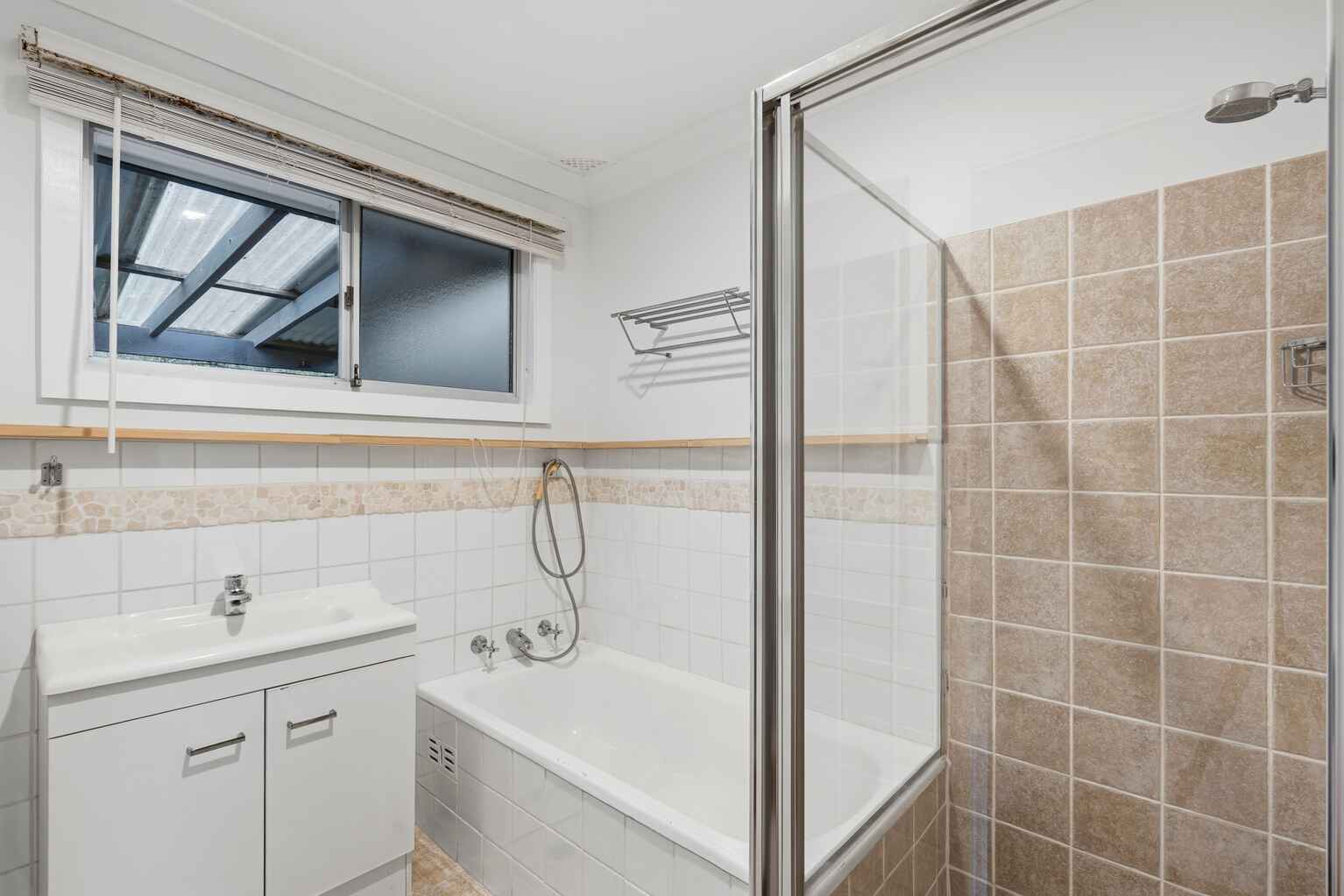 4 Gull Place Tascott