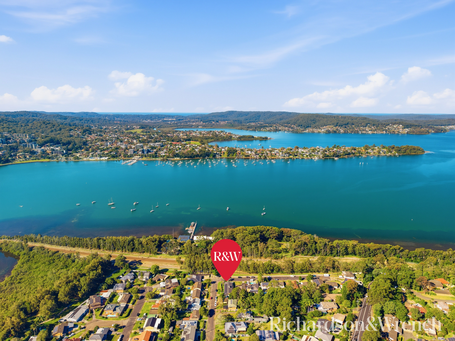 22 Jindalee Avenue Point Clare 22 Jindalee Avenue Point Clare