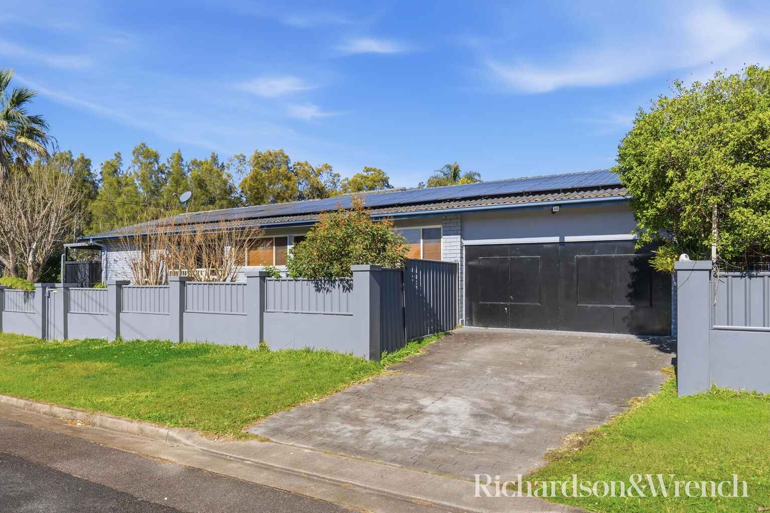 22 Jindalee Avenue Point Clare 22 Jindalee Avenue Point Clare
