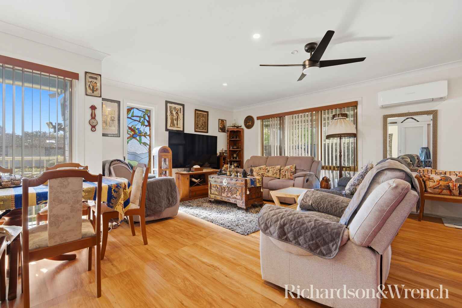 22 Jindalee Avenue Point Clare 22 Jindalee Avenue Point Clare