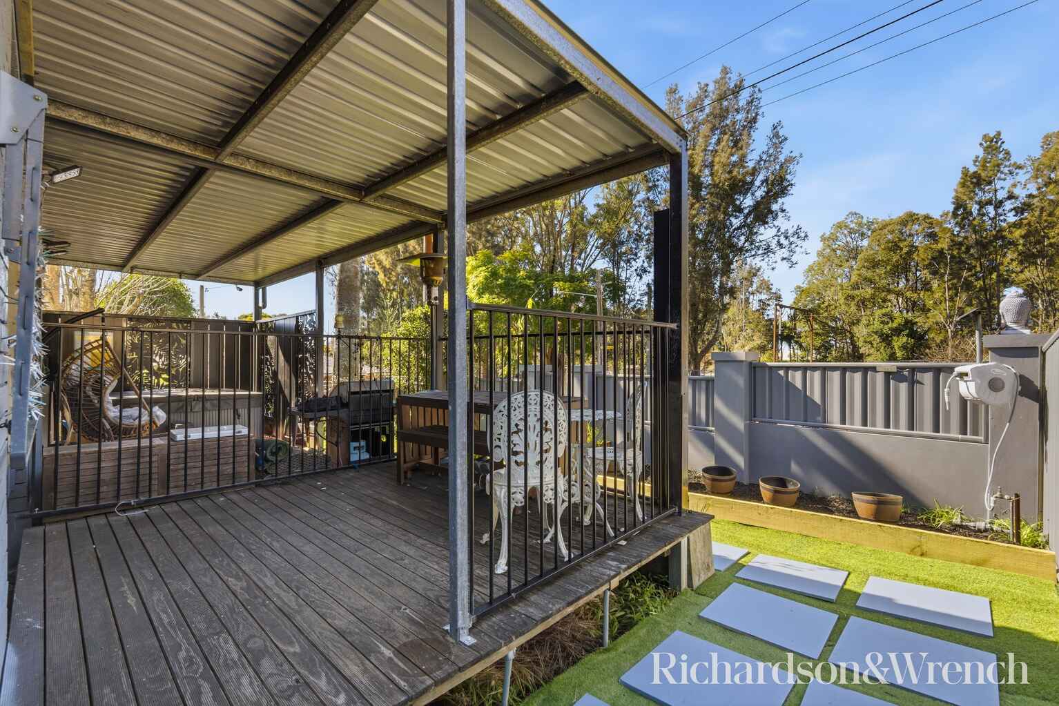 22 Jindalee Avenue Point Clare 22 Jindalee Avenue Point Clare