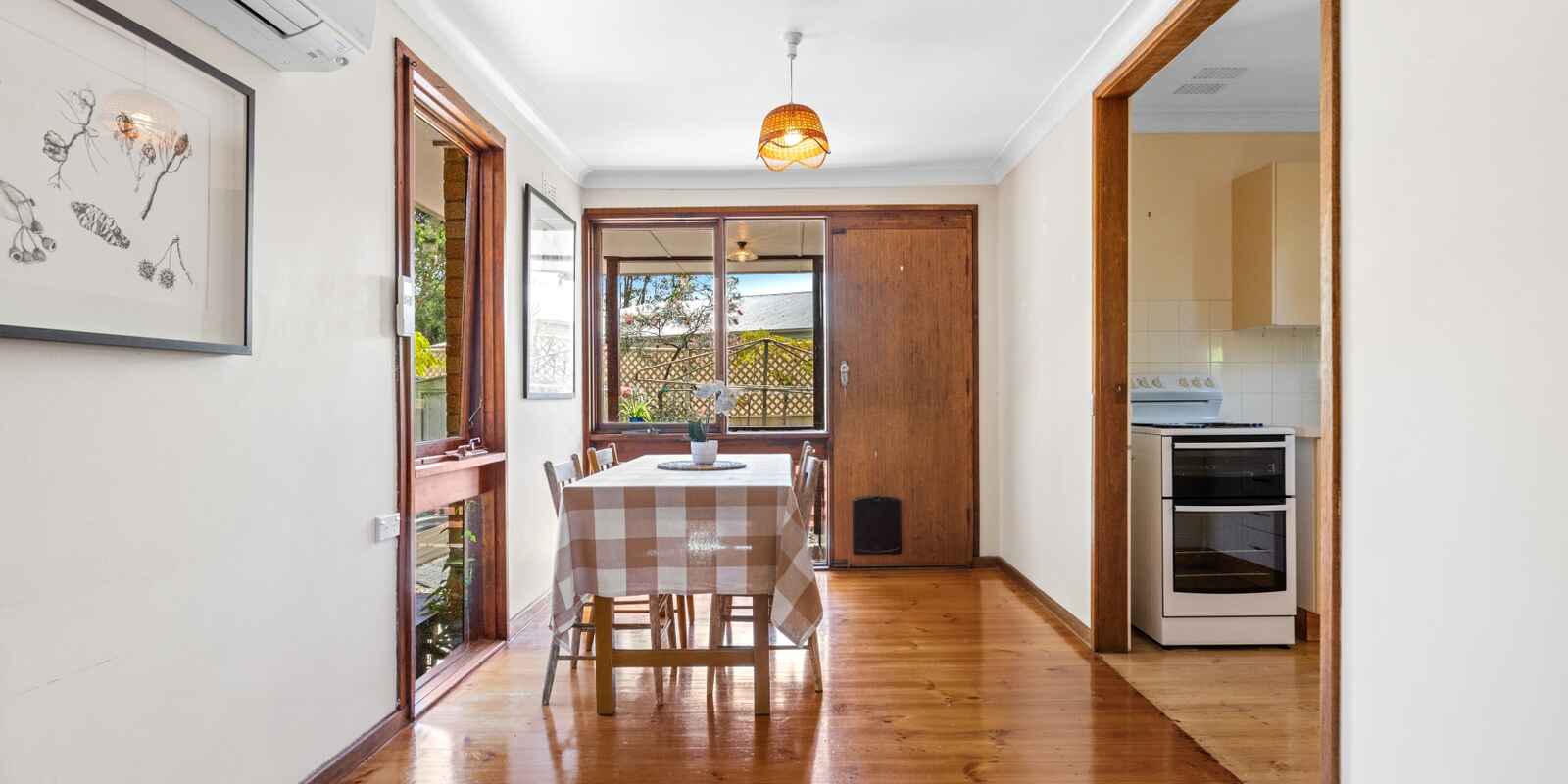 19 MacLeay Avenue Woy Woy