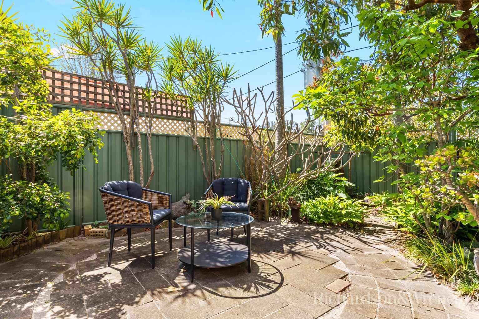 19 MacLeay Avenue Woy Woy
