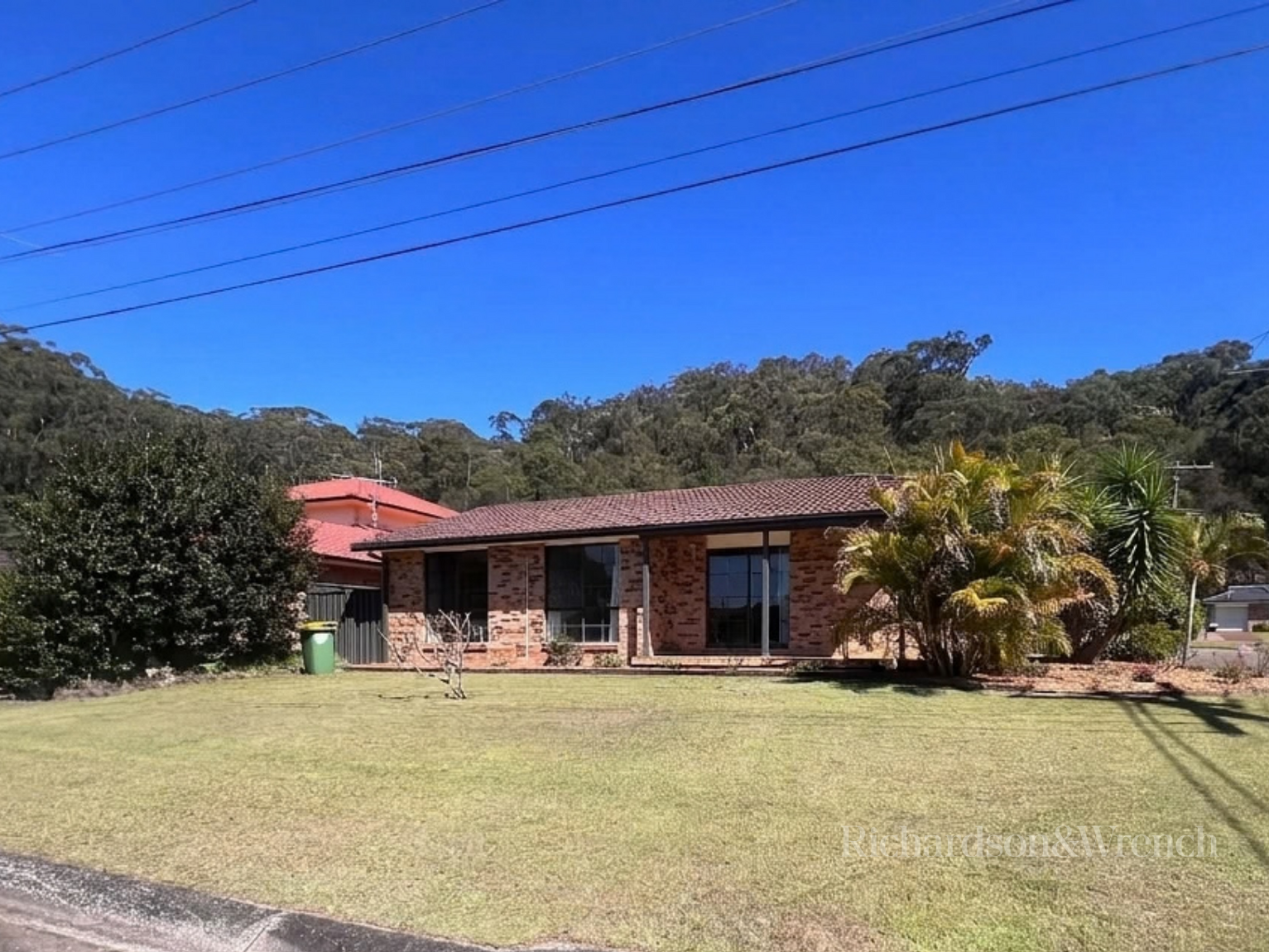 1/7 Robson Close Point Clare
