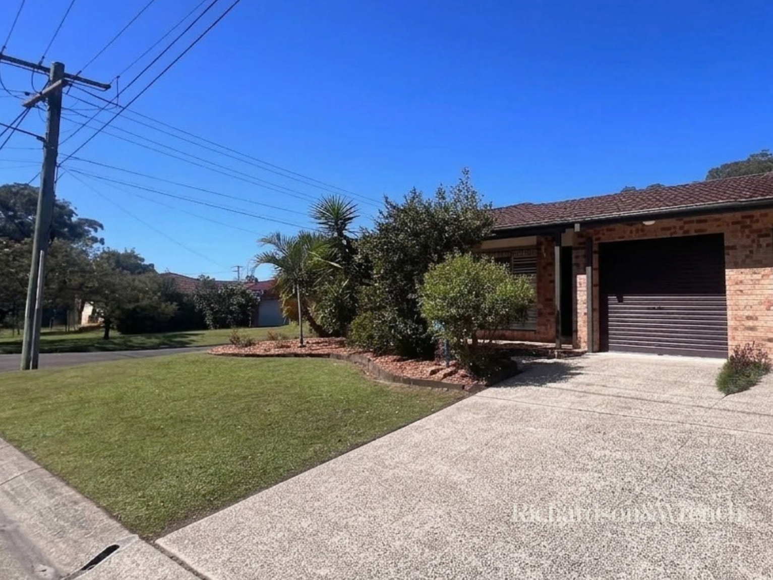 1/7 Robson Close Point Clare
